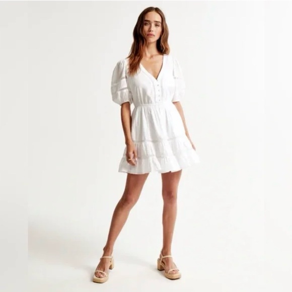 NWT Abercrombie & Fitch Puff Sleeve Button-Through Mini Dress Size Small Petite - Picture 3 of 9